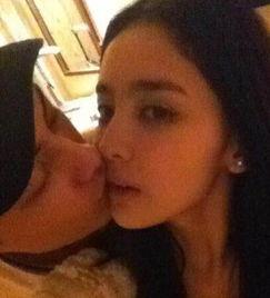 古力娜扎男友爆料视频,甜蜜瞬间曝光,恋情细节大公开  第2张 古力娜扎男友爆料视频,甜蜜瞬间曝光,恋情细节大公开  第2张