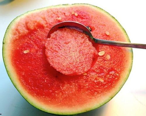 网红勺子爆款吃瓜,揭秘网络红人的爆红之路  第1张 网红勺子爆款吃瓜,揭秘网络红人的爆红之路  第1张