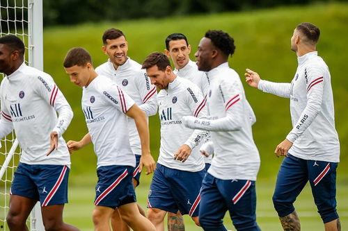 梅西登场爆料视频,独家视频爆料背后的精彩瞬间  第3张