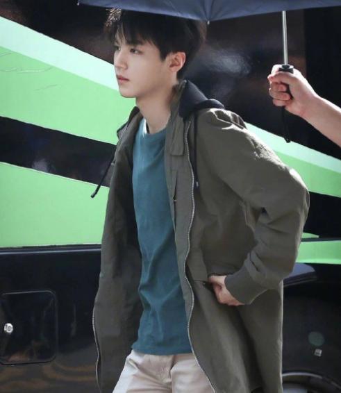 老师爆料王俊凯视频合集,揭秘偶像成长背后的故事  第3张 老师爆料王俊凯视频合集,揭秘偶像成长背后的故事  第3张